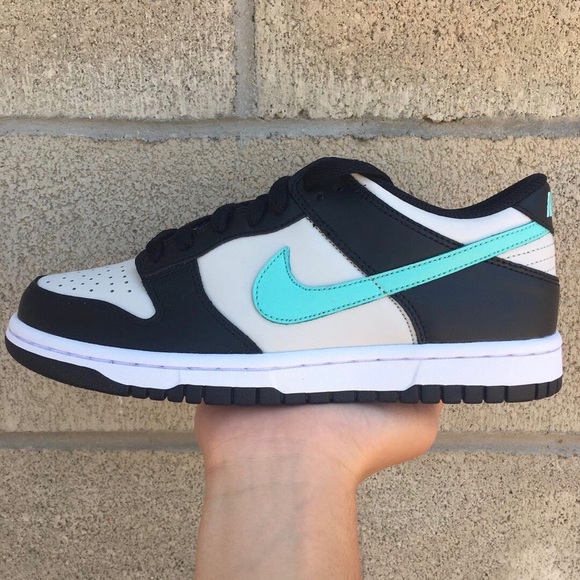 Nike Dunk Low Light Bone Tropical Twist - Picture 3 of 4